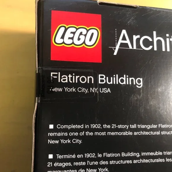 Lego Architecture Flatiron Building Set - NEW in box -Retired Product